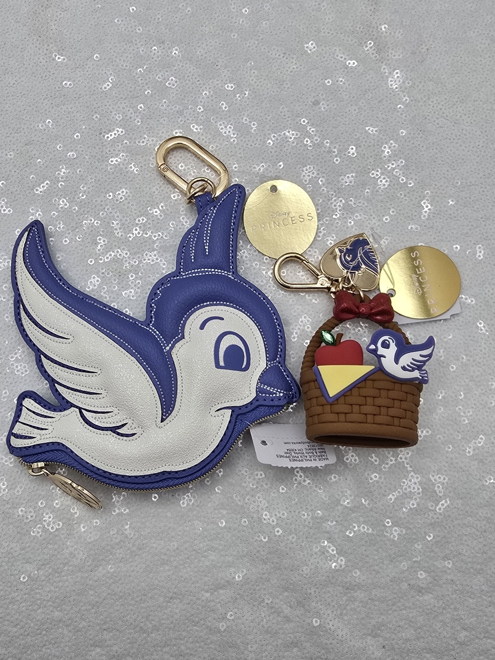 Disney Princess x Bath & Body Works Snow White Coin Purse & Pocketbac Holder - Picture 6 of 10